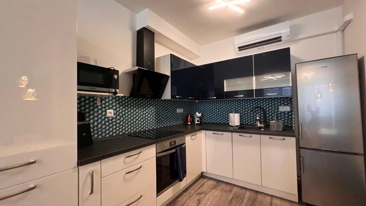 Air-Conditioned, 2 Room Apartment With Balcony, New Building Raca Bratislava Eksteriør billede
